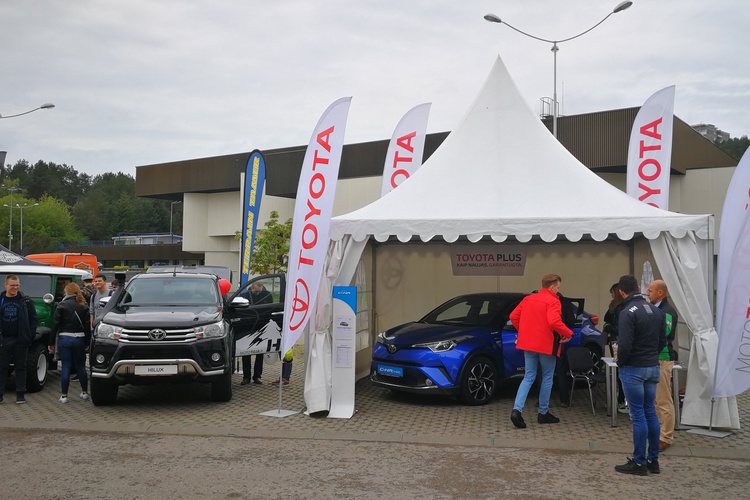 Krown Litexpo Auto Bazar 2019 parodos dalyvis